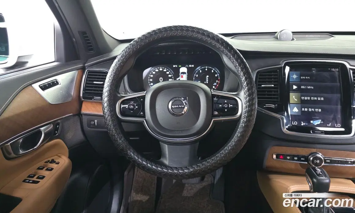 Volvo XC90 2016 2.0 автомат (гидро), фото 13 Volvo XC90 2016 2.0 автомат (гидро), фото 13