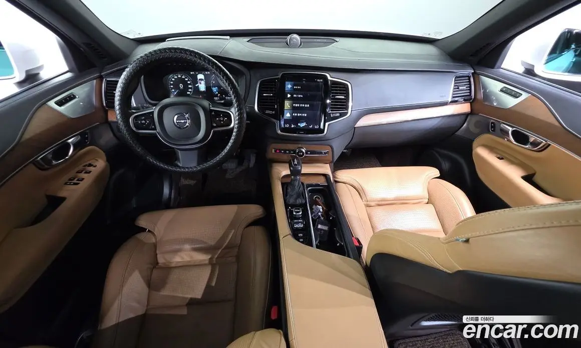 Volvo XC90 2016 2.0 автомат (гидро), фото 7 Volvo XC90 2016 2.0 автомат (гидро), фото 7