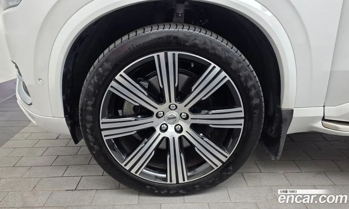 Volvo XC90 2022 2.0 автомат (гидро), фото 5