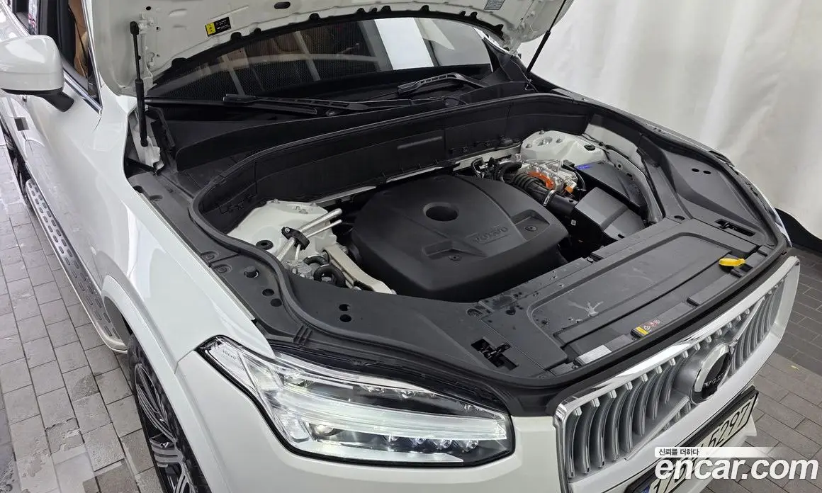 Volvo XC90 2022 2.0 автомат (гидро), фото 6