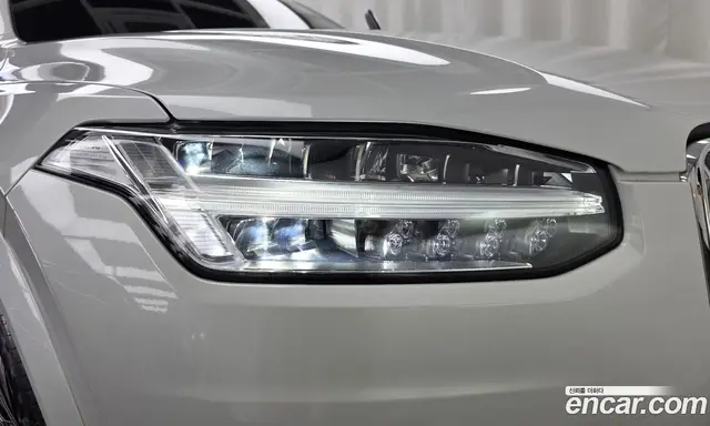 Volvo XC90 2022 2.0 автомат (гидро), миниатюра 8