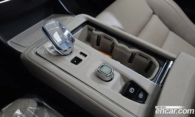Volvo XC90 2025 2.0 автомат (гидро), миниатюра 12