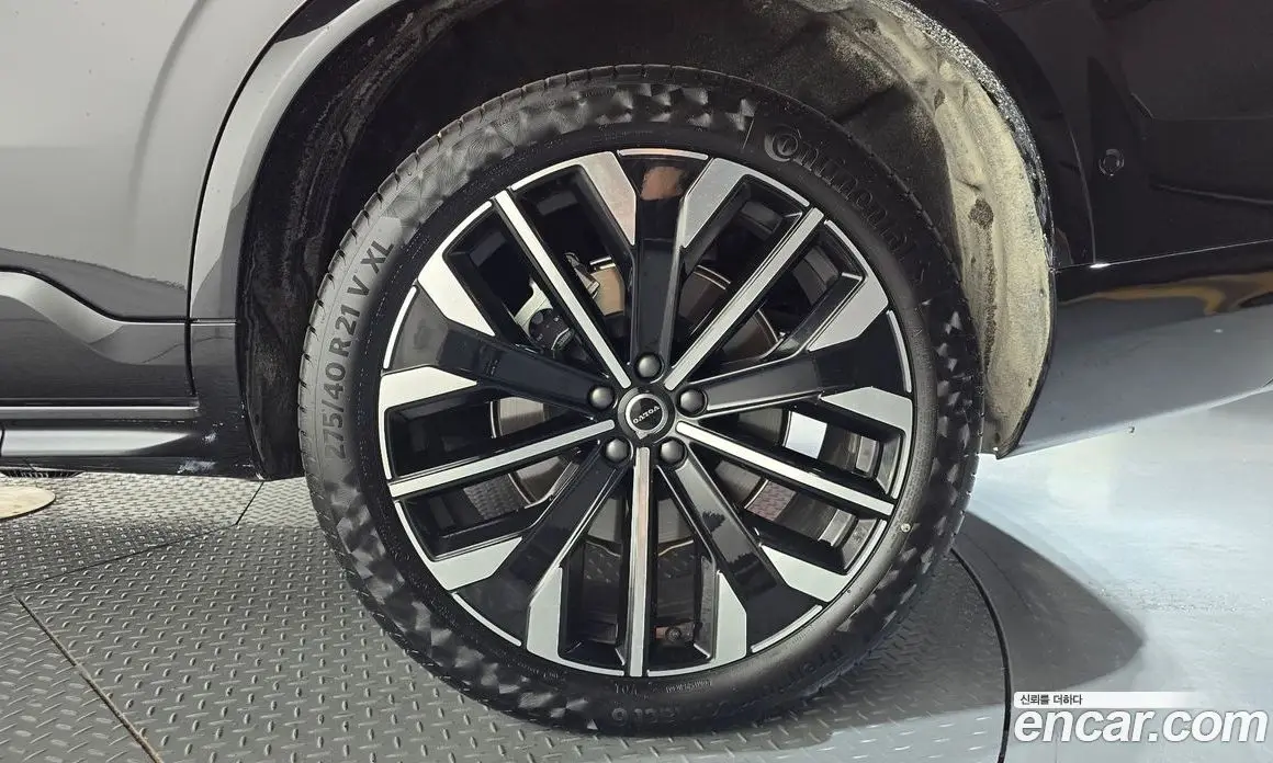 Volvo XC90 2025 2.0 автомат (гидро), фото 7 Volvo XC90 2025 2.0 автомат (гидро), фото 7