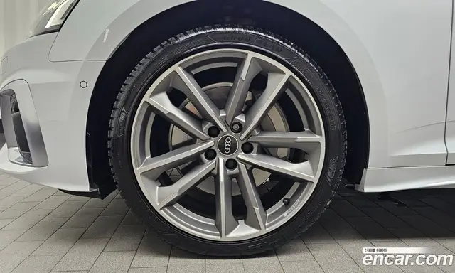 Audi A5 2022 2.0 автомат (гидро), миниатюра 4