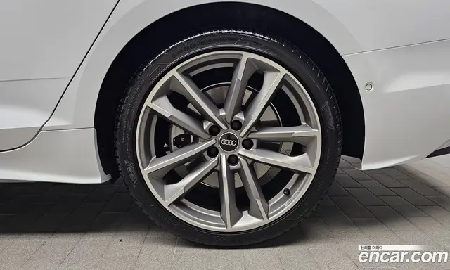 Audi A5 2022 2.0 автомат (гидро), миниатюра 6