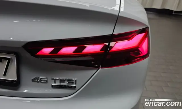 Audi A5 2022 2.0 автомат (гидро), миниатюра 8