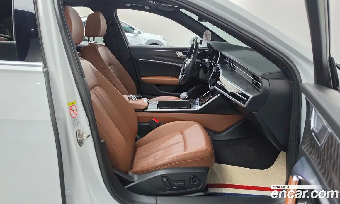 Audi A6 2021 2.0 автомат (гидро), фото 11