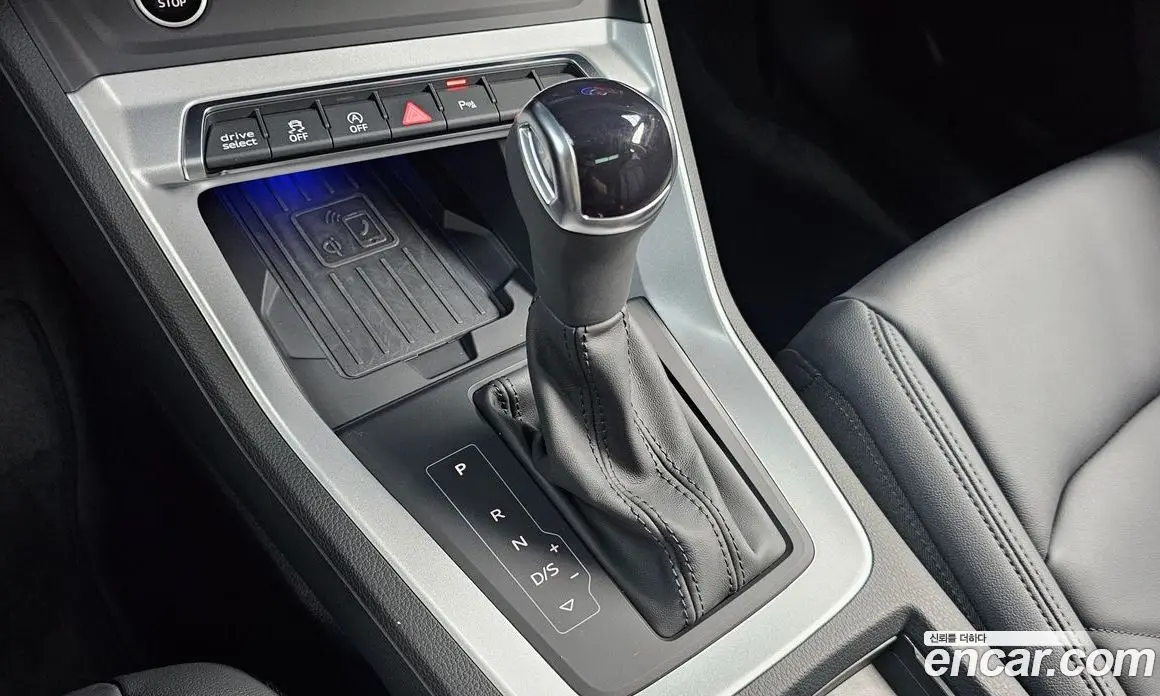 Audi Q3 2025 2.0 автомат (гидро), фото 12