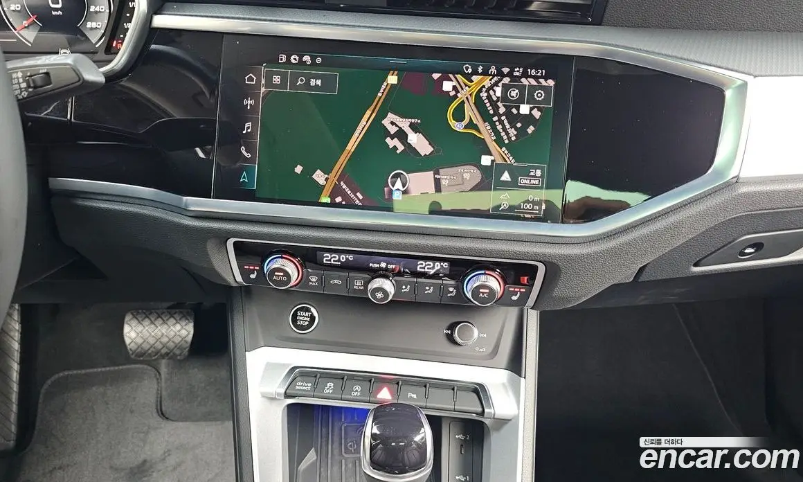 Audi Q3 2025 2.0 автомат (гидро), фото 18