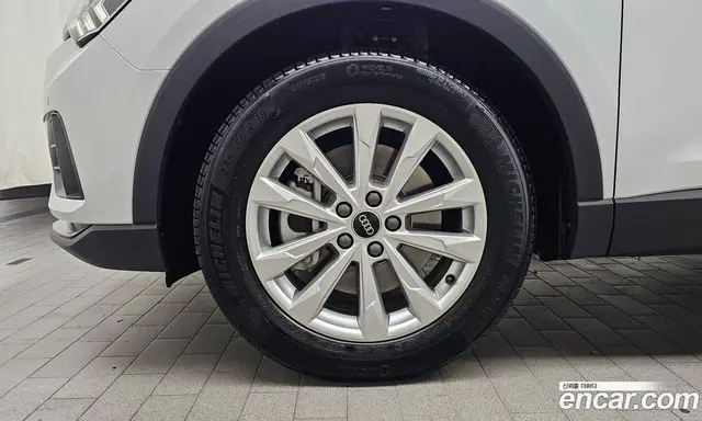 Audi Q3 2025 2.0 автомат (гидро), миниатюра 5