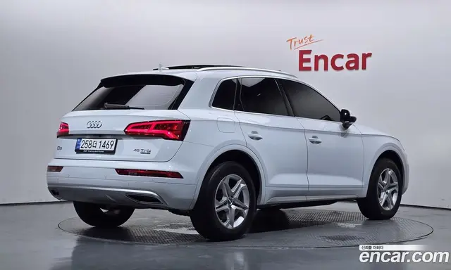Audi Q5 2020 2.0 автомат (гидро), миниатюра 2