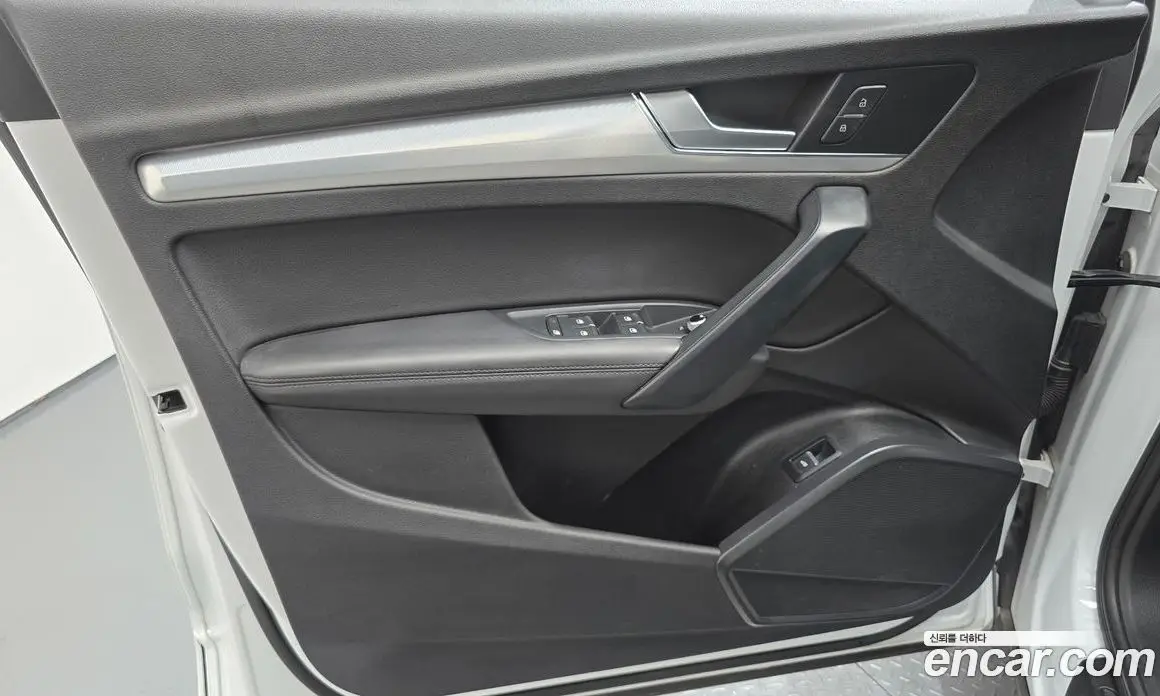 Audi Q5 2020 2.0 автомат (гидро), фото 14