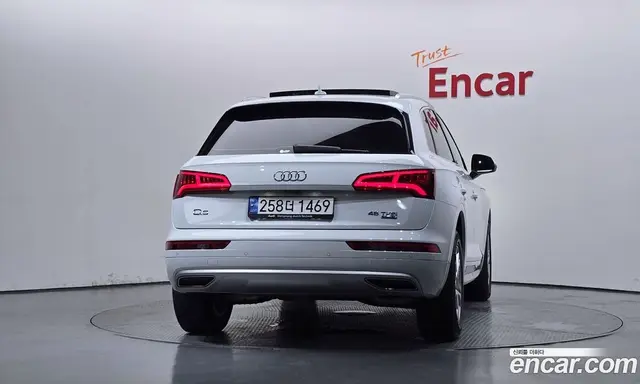 Audi Q5 2020 2.0 автомат (гидро), миниатюра 4