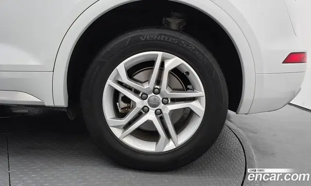 Audi Q5 2020 2.0 автомат (гидро), миниатюра 7