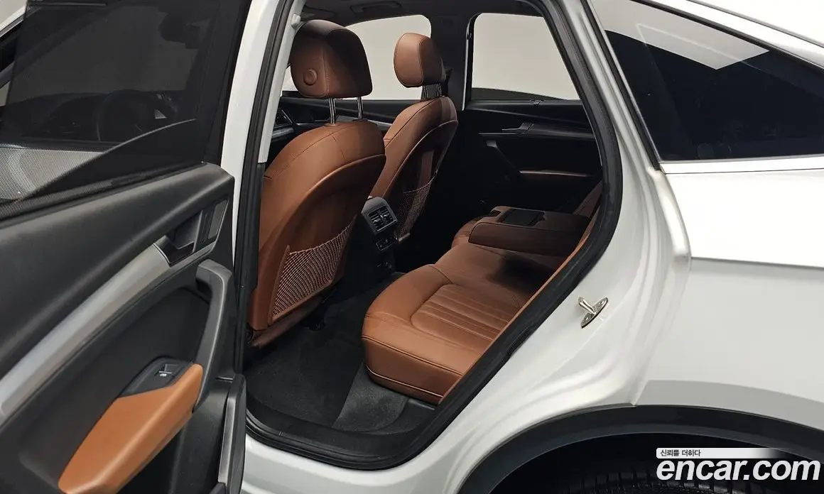 Audi Q5 2024 2.0 автомат (гидро), фото 15