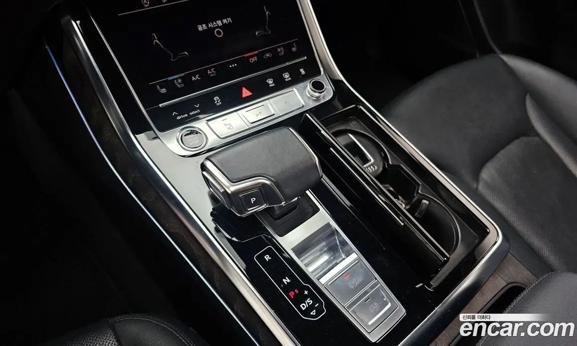 Audi Q7 2021 3.0 автомат (гидро), фото 11