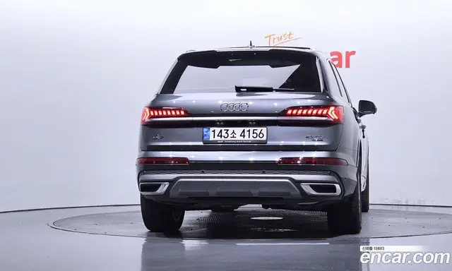Audi Q7 2021 3.0 автомат (гидро), миниатюра 3