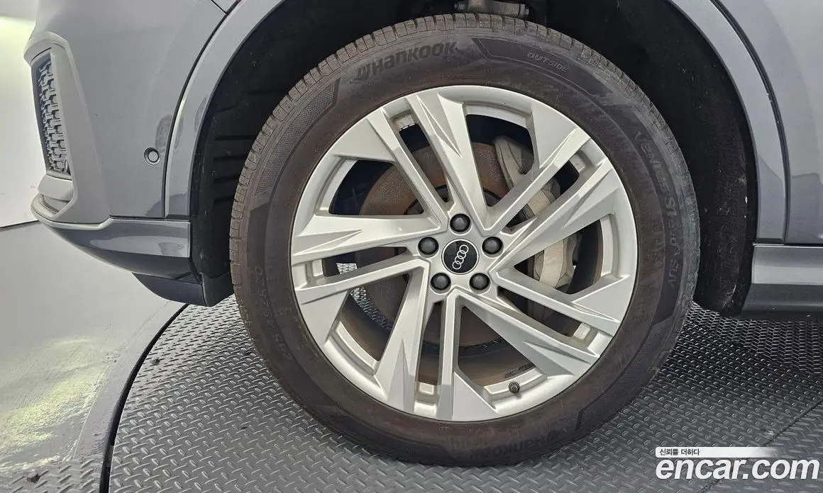 Audi Q7 2021 3.0 автомат (гидро), фото 4