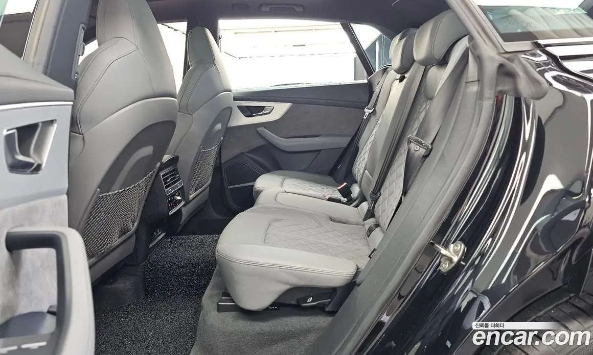 Audi Q8 2021 3.0 автомат (гидро), фото 16