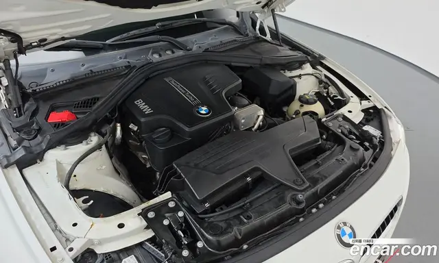 BMW 3 серия 2016 2.0 автомат (гидро), миниатюра 6 BMW 3 серия 2016 2.0 автомат (гидро), миниатюра 6