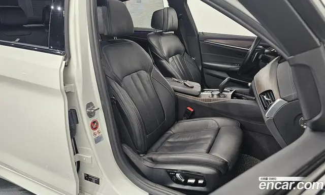 BMW 5 серия 2017 2.0 автомат (гидро), миниатюра 12