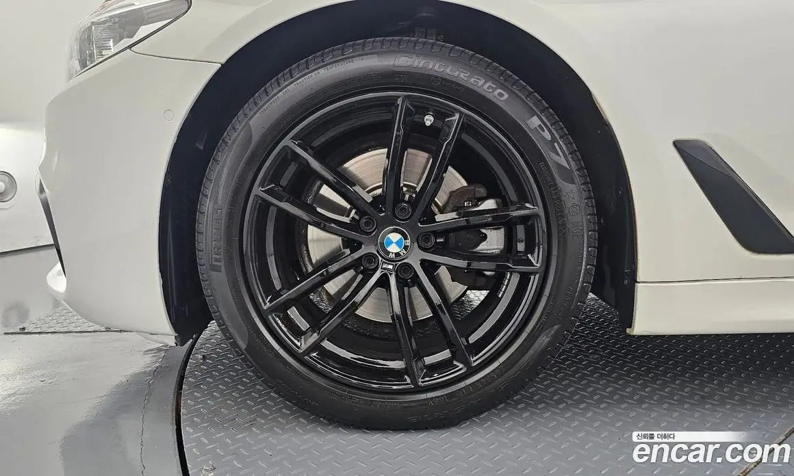 BMW 5 серия 2017 2.0 автомат (гидро), фото 5 BMW 5 серия 2017 2.0 автомат (гидро), фото 5