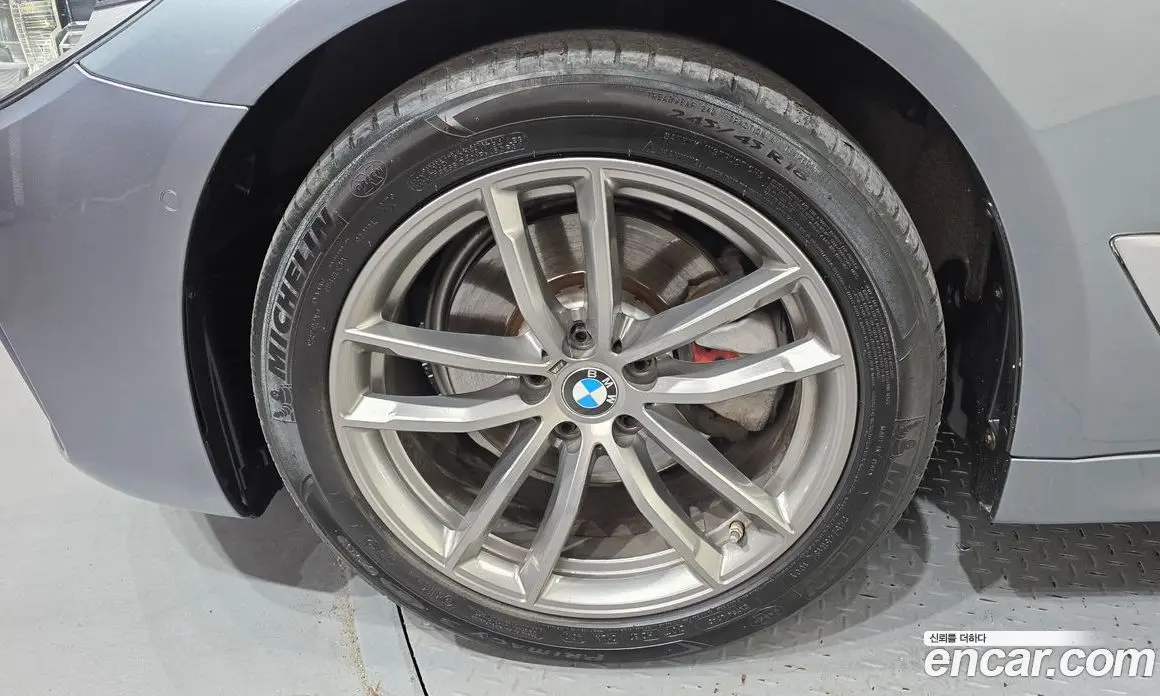 BMW 5 серия 2018 2.0 автомат (гидро), фото 5
