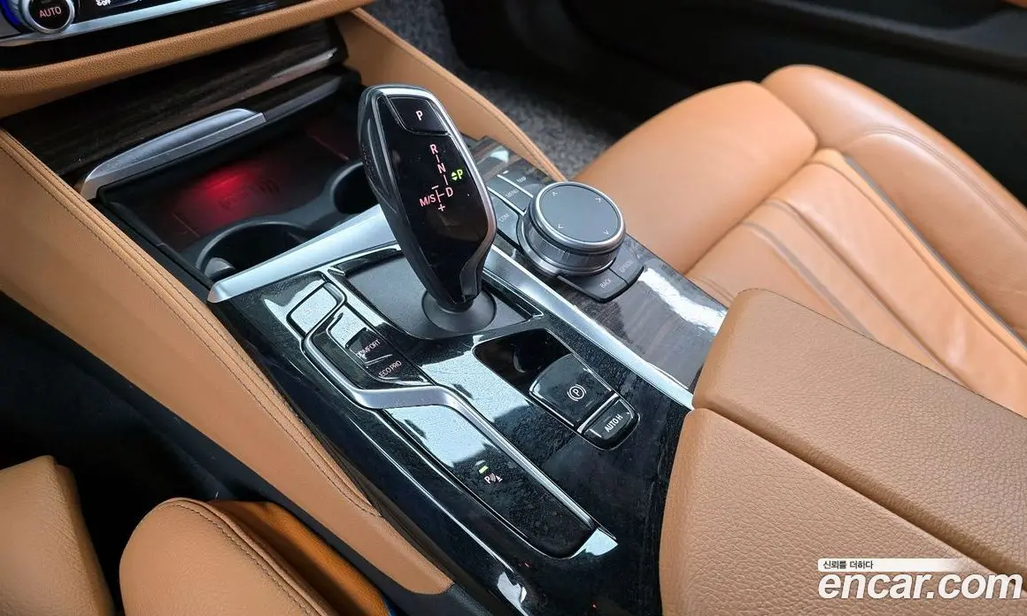 BMW 5 серия 2021 2.0 автомат (гидро), фото 9