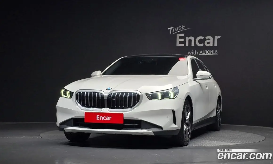 BMW 5 серия 2023 2.0 автомат (гидро), фото 3