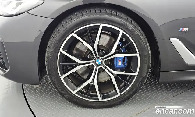 BMW 5 серия 2023 2.0 автомат (гидро), миниатюра 5 BMW 5 серия 2023 2.0 автомат (гидро), миниатюра 5