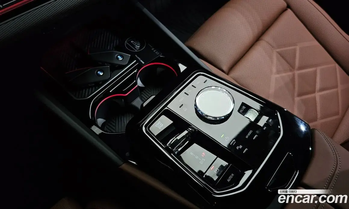 BMW 5 серия 2025 2.0 автомат (гидро), фото 11 BMW 5 серия 2025 2.0 автомат (гидро), фото 11