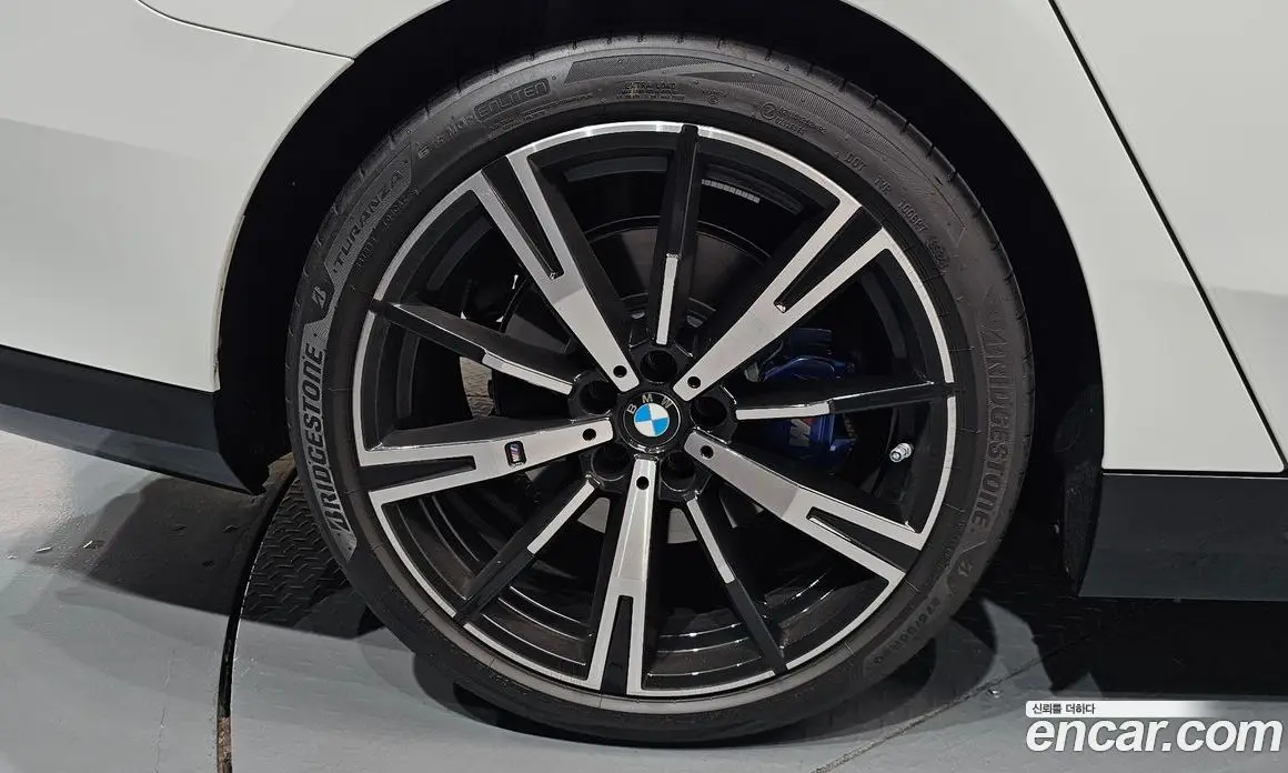 BMW 5 серия 2025 2.0 автомат (гидро), фото 4 BMW 5 серия 2025 2.0 автомат (гидро), фото 4