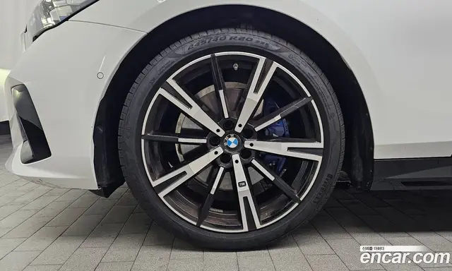BMW 5 серия 2025 2.0 автомат (гидро), миниатюра 4