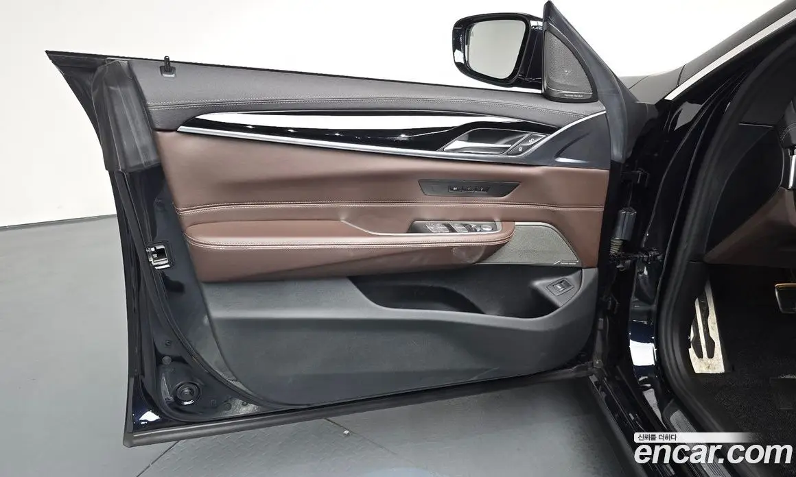 BMW 6 серия 2021 3.0 автомат (гидро), фото 13