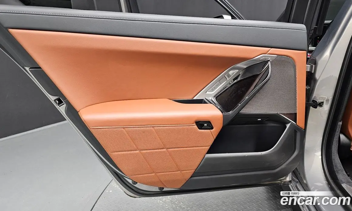 BMW 7 серия 2024 3.0 автомат (гидро), фото 15