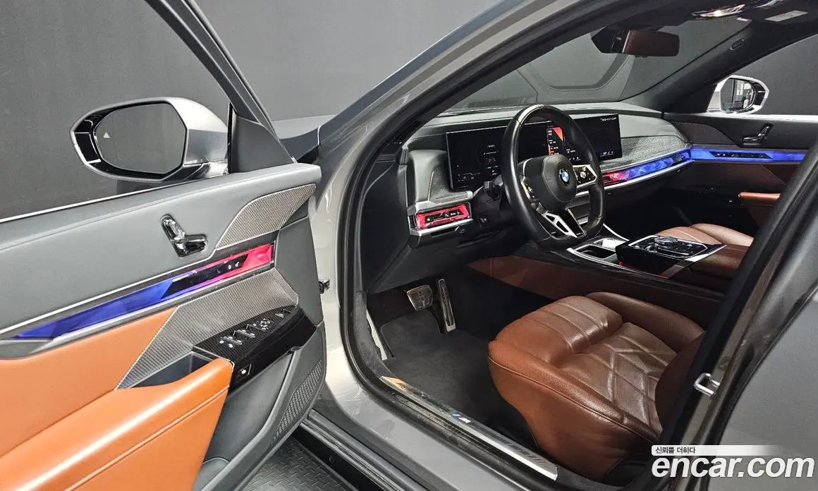 BMW 7 серия 2024 3.0 автомат (гидро), фото 17