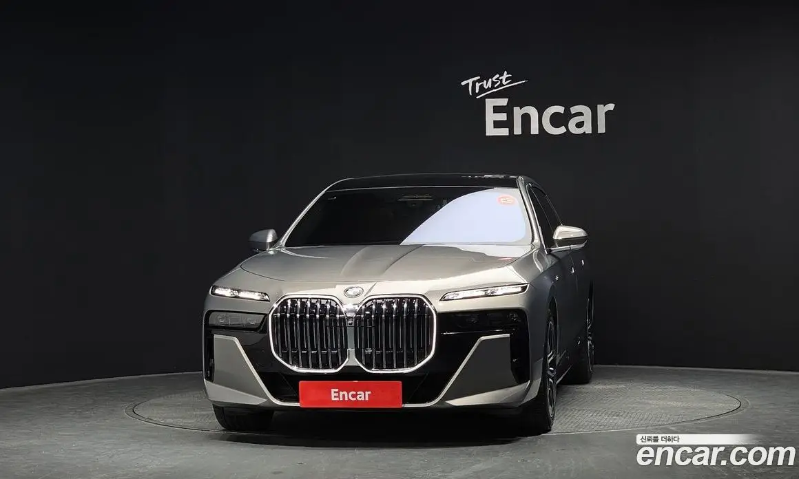 BMW 7 серия 2024 3.0 автомат (гидро), фото 3
