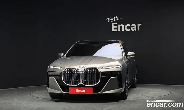 BMW 7 серия 2024 3.0 автомат (гидро), миниатюра 3