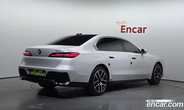 BMW 7 серия, 2024, 71 332 км