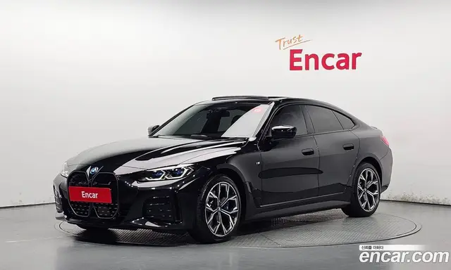 BMW i4, 2022, 29 992 км