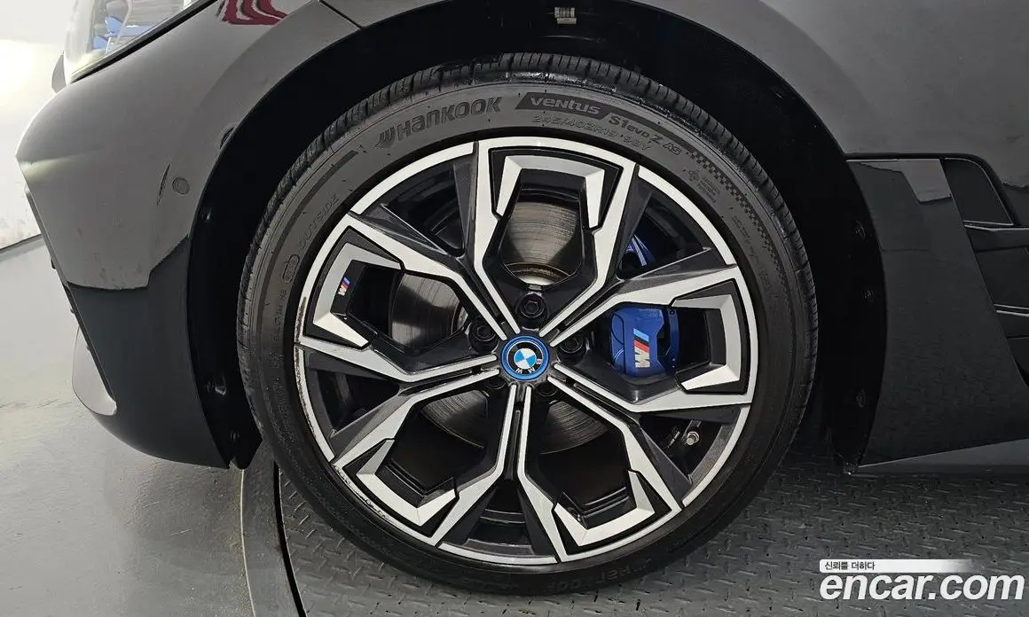 BMW i4 2022 0.2 автомат (гидро), фото 5