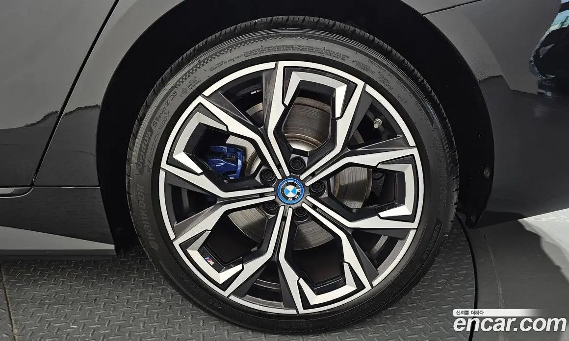 BMW i4 2022 0.2 автомат (гидро), фото 7