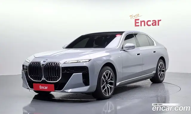 BMW i7, 2023, 20 555 км