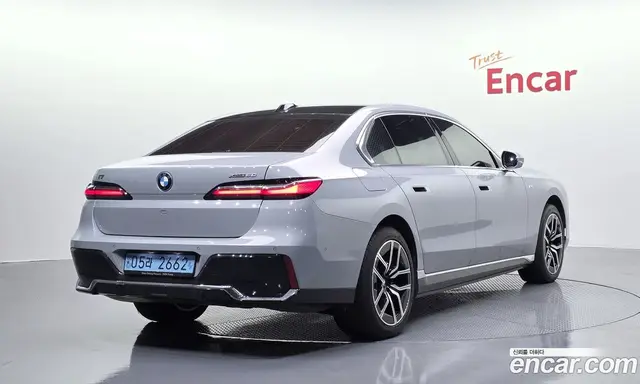 BMW i7 2023 0.3 автомат (гидро), миниатюра 2