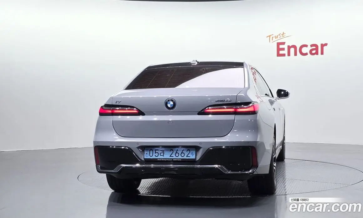 BMW i7 2023 0.3 автомат (гидро), фото 4