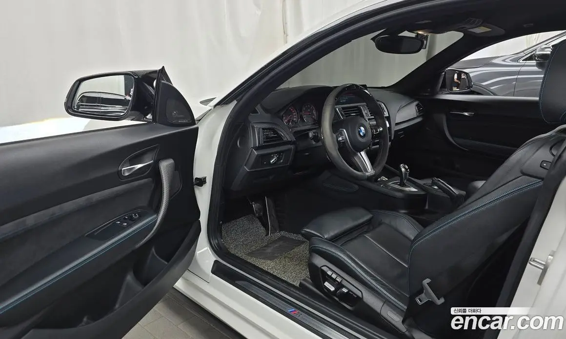 BMW M2 2017 3.0 автомат (гидро), фото 13 BMW M2 2017 3.0 автомат (гидро), фото 13