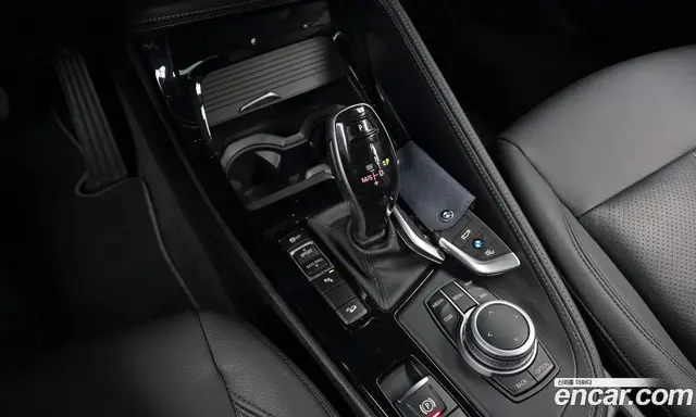 BMW X1 2022 2.0 автомат (гидро), миниатюра 12