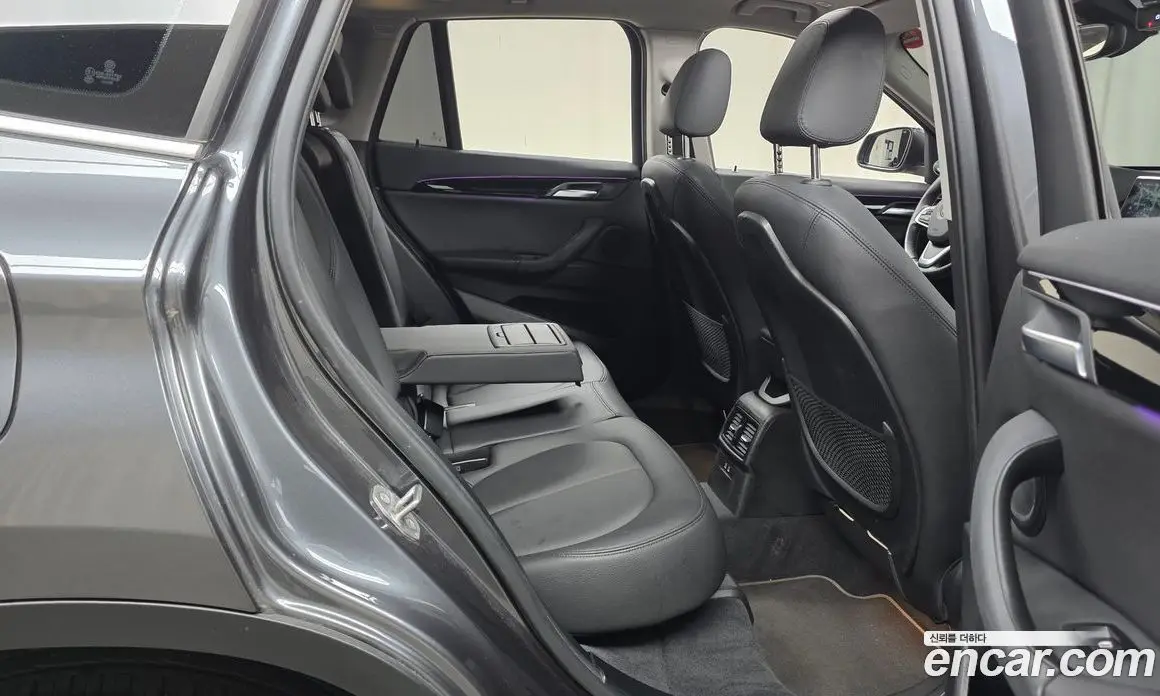 BMW X1 2022 2.0 автомат (гидро), фото 18
