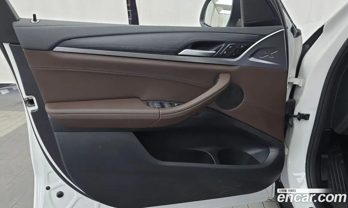 BMW X3 2024 2.0 автомат (гидро), фото 14