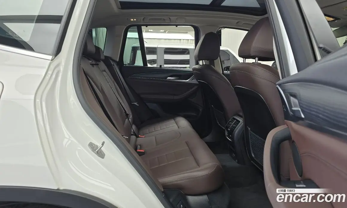 BMW X3 2024 2.0 автомат (гидро), фото 17